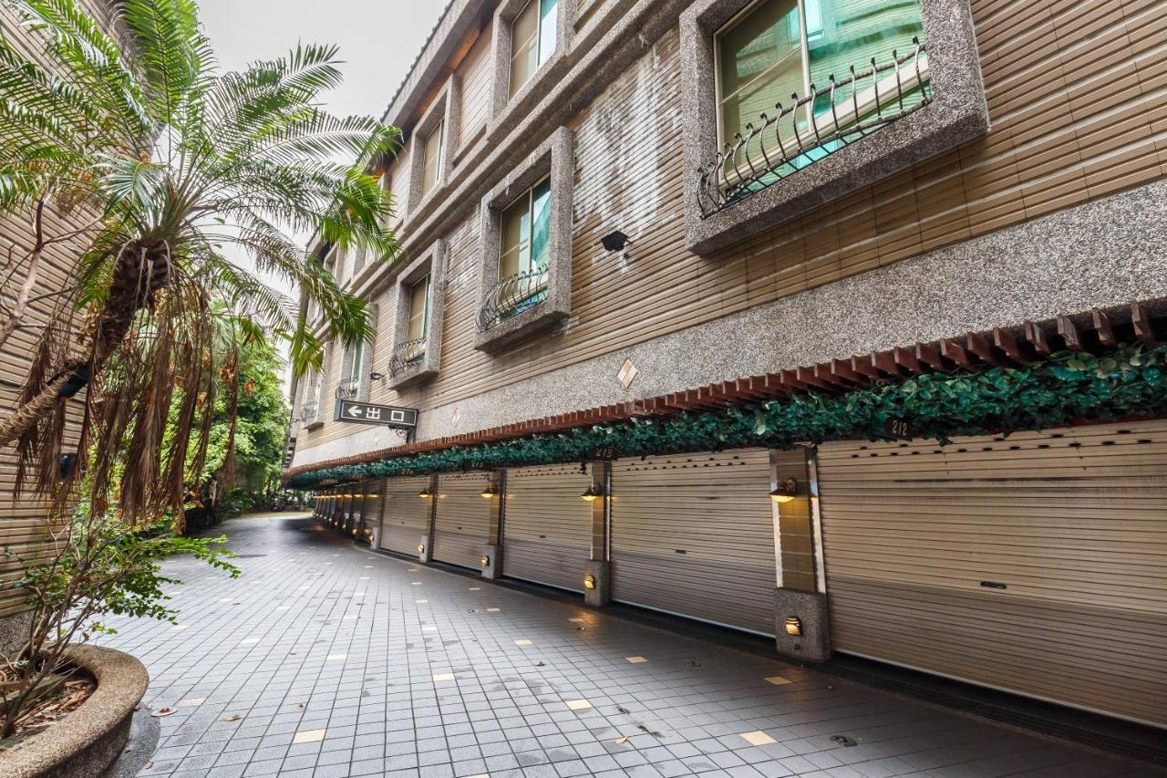 Love Tree Motel Taipei Exterior photo